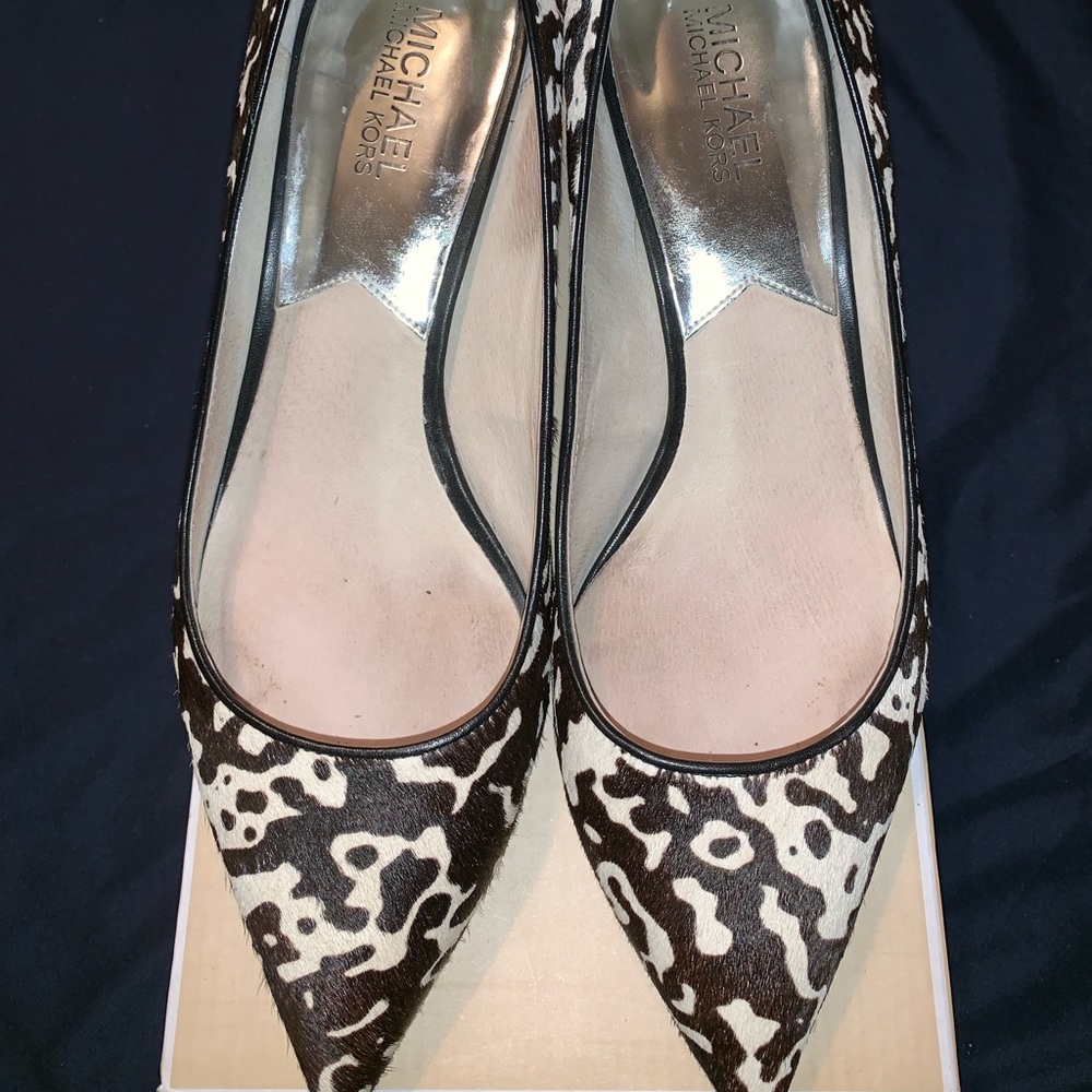 MK Kitten Pumps